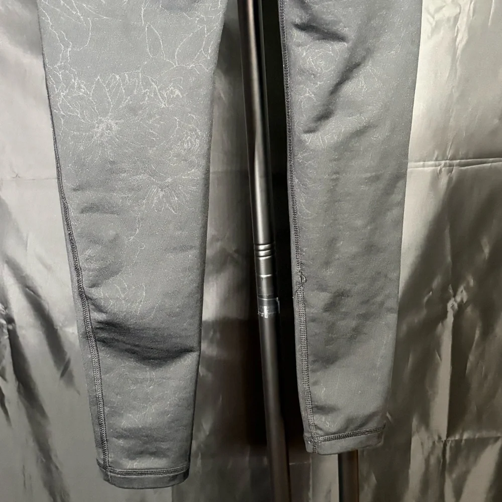 Adidas Women's Dark Gray Leggings Sz S - Picture 10 of 13